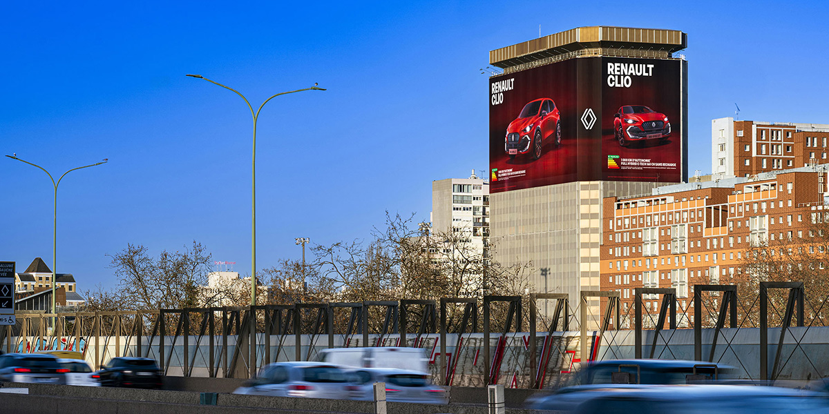 Publicité sur le périphérique parisien — Tour Essor, 2 133 m², face Parc de la Villette